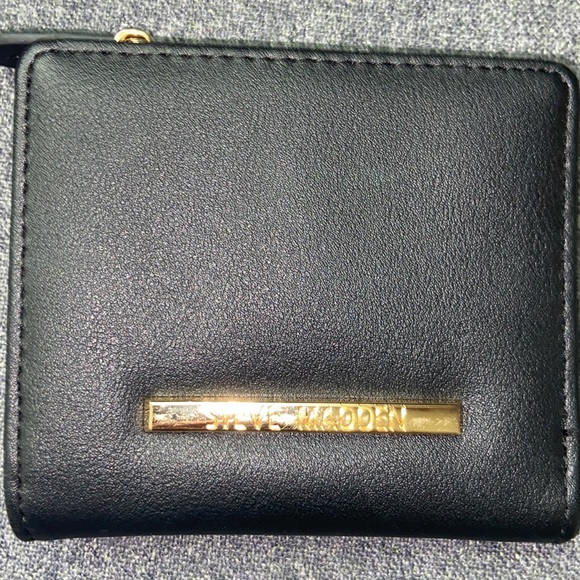 Steve Madden Women's French Smooth Black Wallet w/ Gold tone Embellishment - Picture 6 of 6